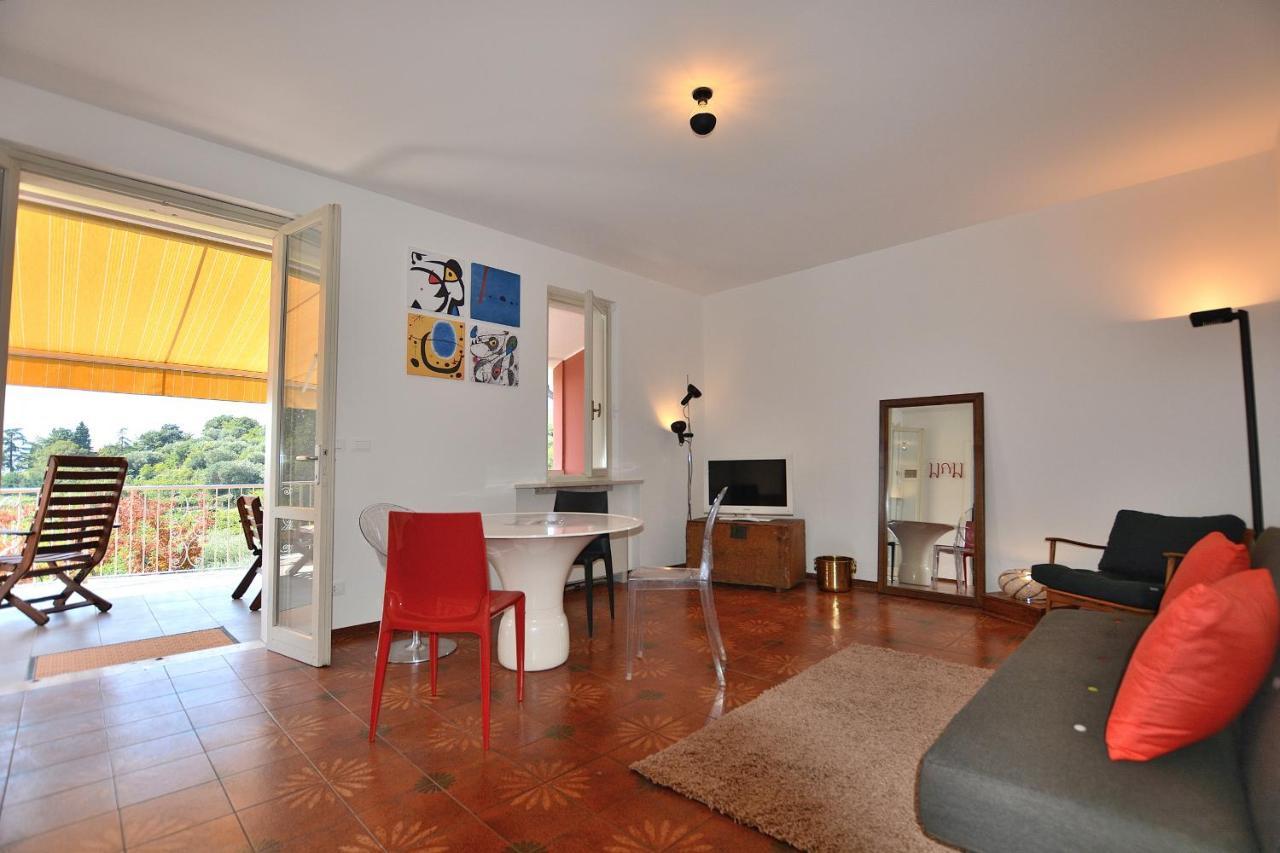 Apartment Joan Miro With Pool Bardolino Exterior foto