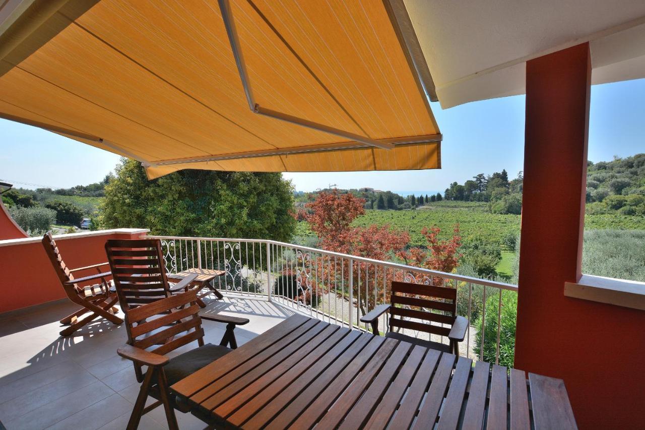 Apartment Joan Miro With Pool Bardolino Exterior foto