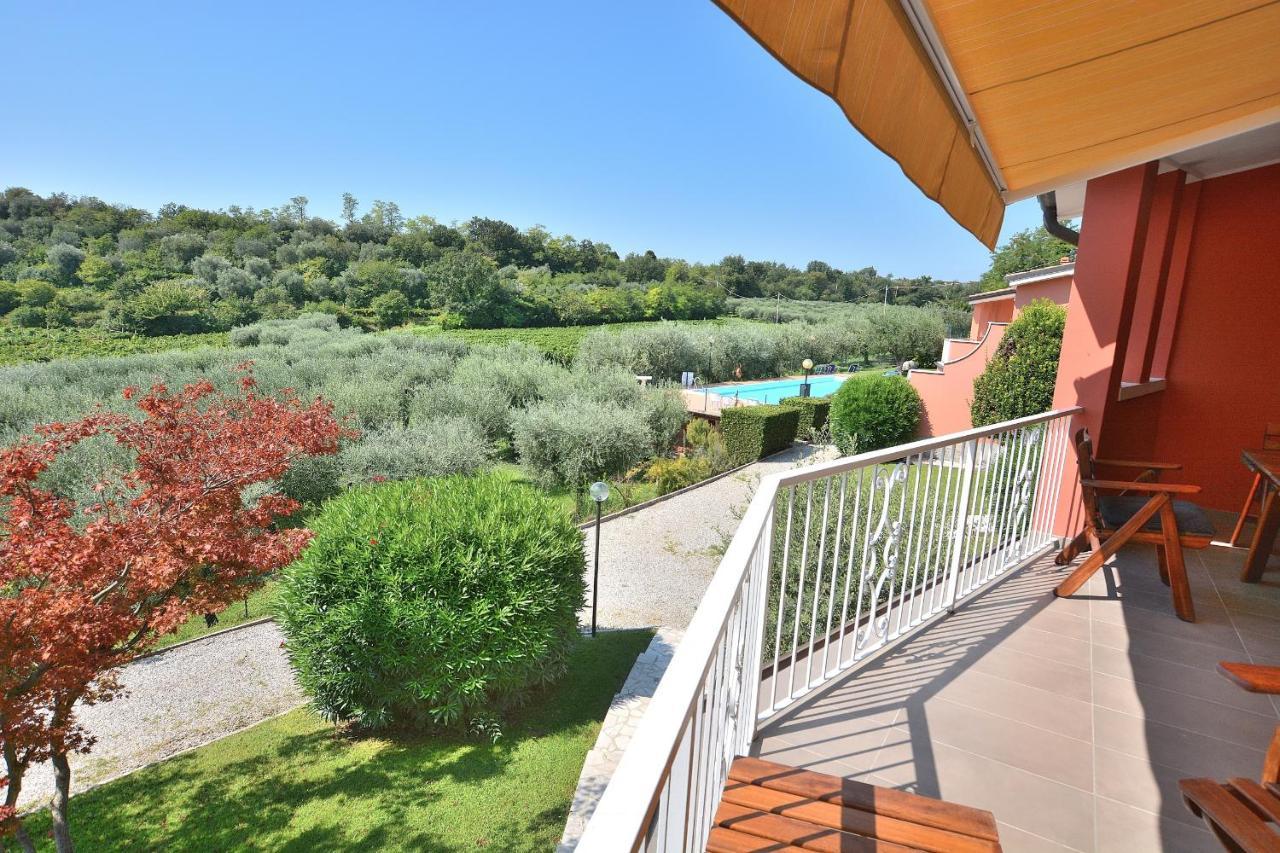 Apartment Joan Miro With Pool Bardolino Exterior foto